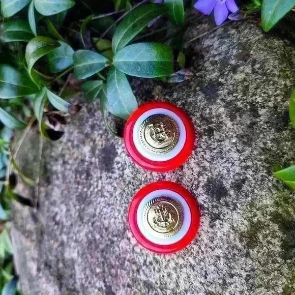 Vintage anchor  earrings red white gold colors - Picture 13 of 13